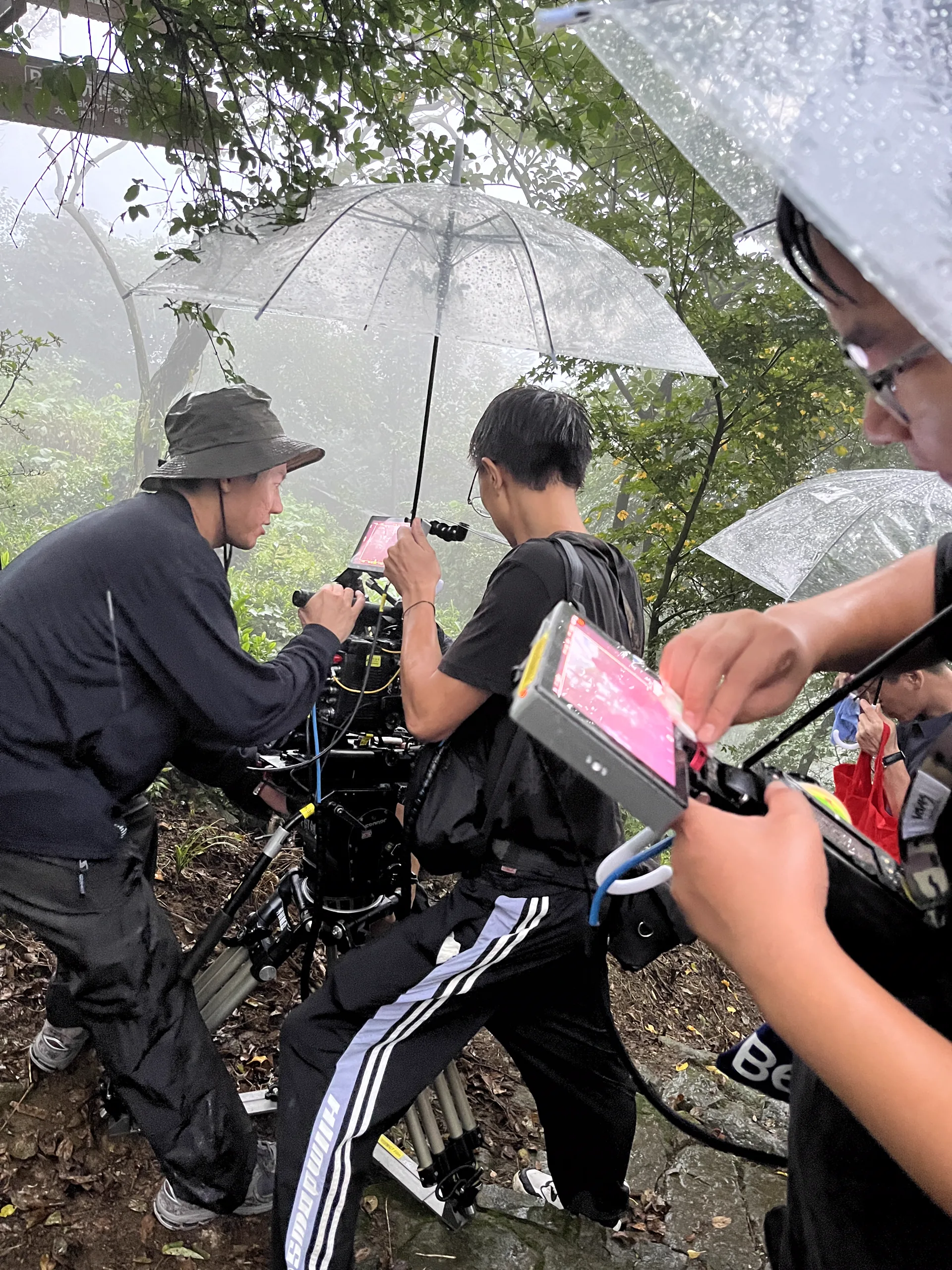 Little Red Note behind the scenes